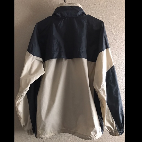 COPY - Columbia Windbreaker - Picture 2 of 8